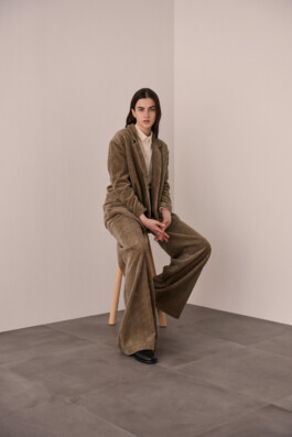 Ana Fernandes is a Brand Manager & Producer based in Porto, Portugal.